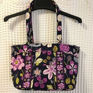 Vera Bradley hand bag